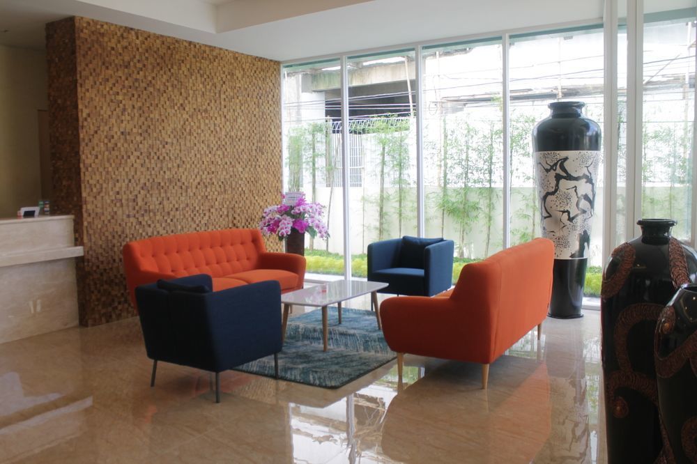 Grand Orchid Hotel Yogyakarta Maguwo Exterior foto